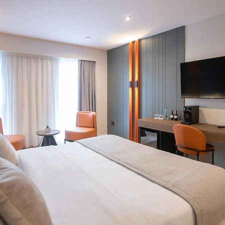 Hotel Elisa Tirana, Affiliated By Melia Exterior foto