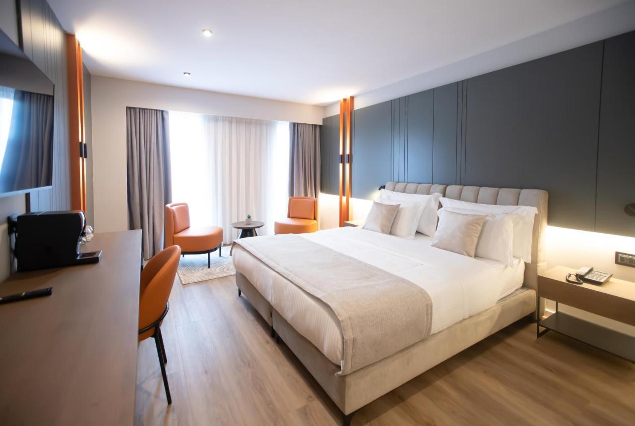 Hotel Elisa Tirana, Affiliated By Melia Exterior foto